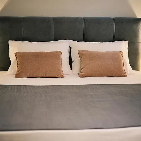 Апартаменты Oasis Garden House *